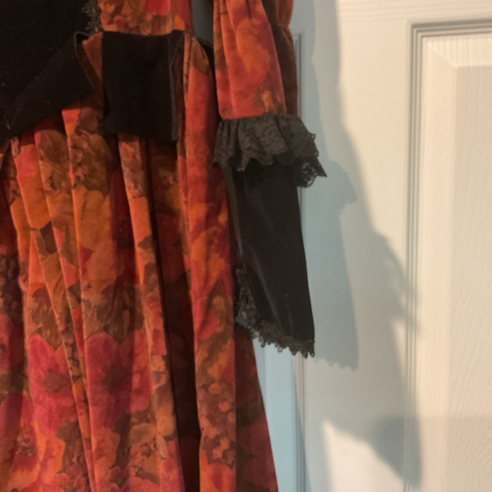 Vintage Renaissance Medieval Velour Black Velvet Lace Long Maxi Dress Whimsigoth - Picture 7 of 10